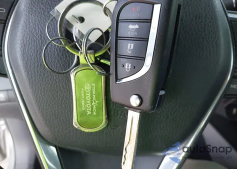 2019 Toyota Camry L из США, поврежденный, VIN 4T1B11HK4KU790122